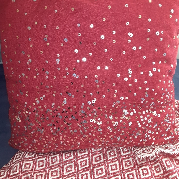 Allen + Roth Christmas Pillow & Throw Bund… - Picture 6 of 8